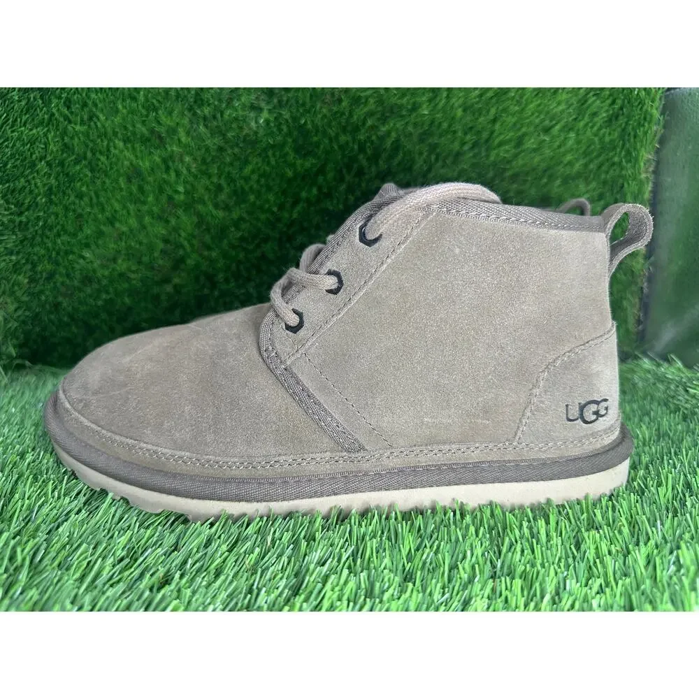UGG Neumel 3236CHRC Chukka Boot Men's 6 Gray Suede Wool-Lined Lace-Up Winter